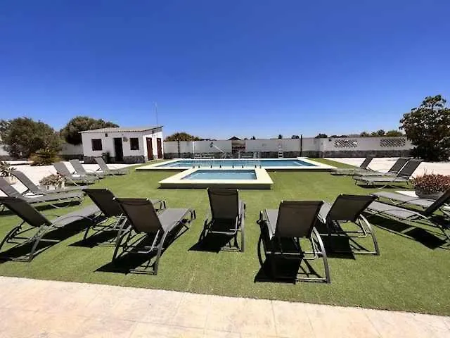 Homestay Casa Adosadas Dos Dormitorios Piscina Compartida El Palmar